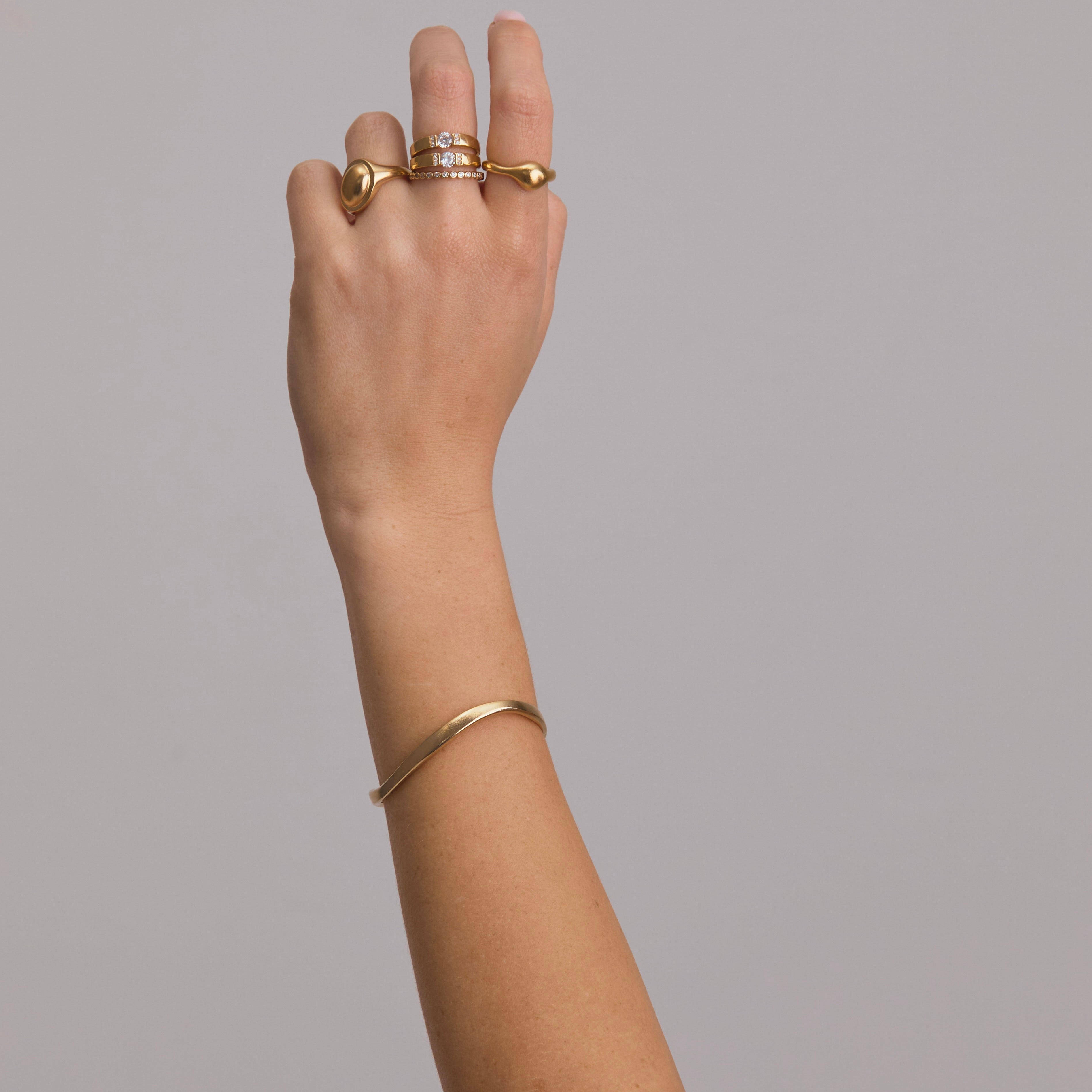 EYNAT GOLD BRACELET