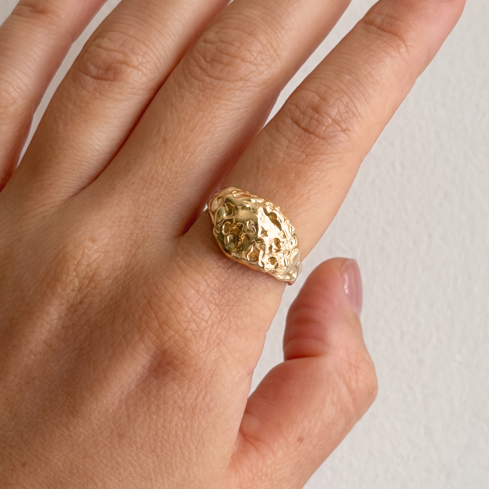 LYA GOLD RING