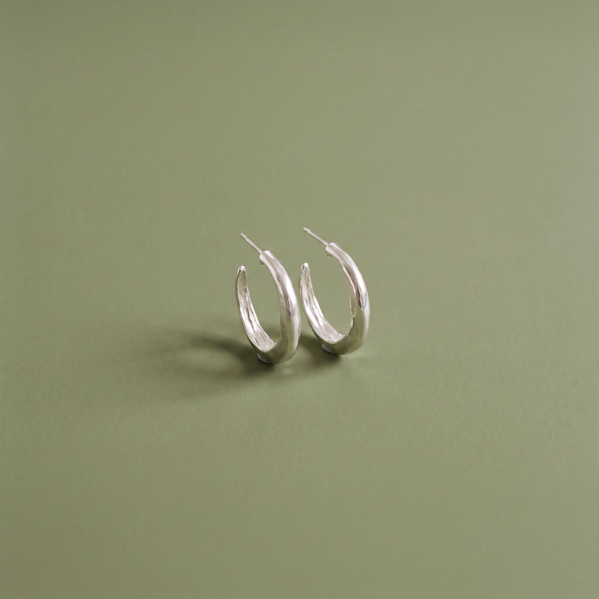 NOA SILVER EARRINGS