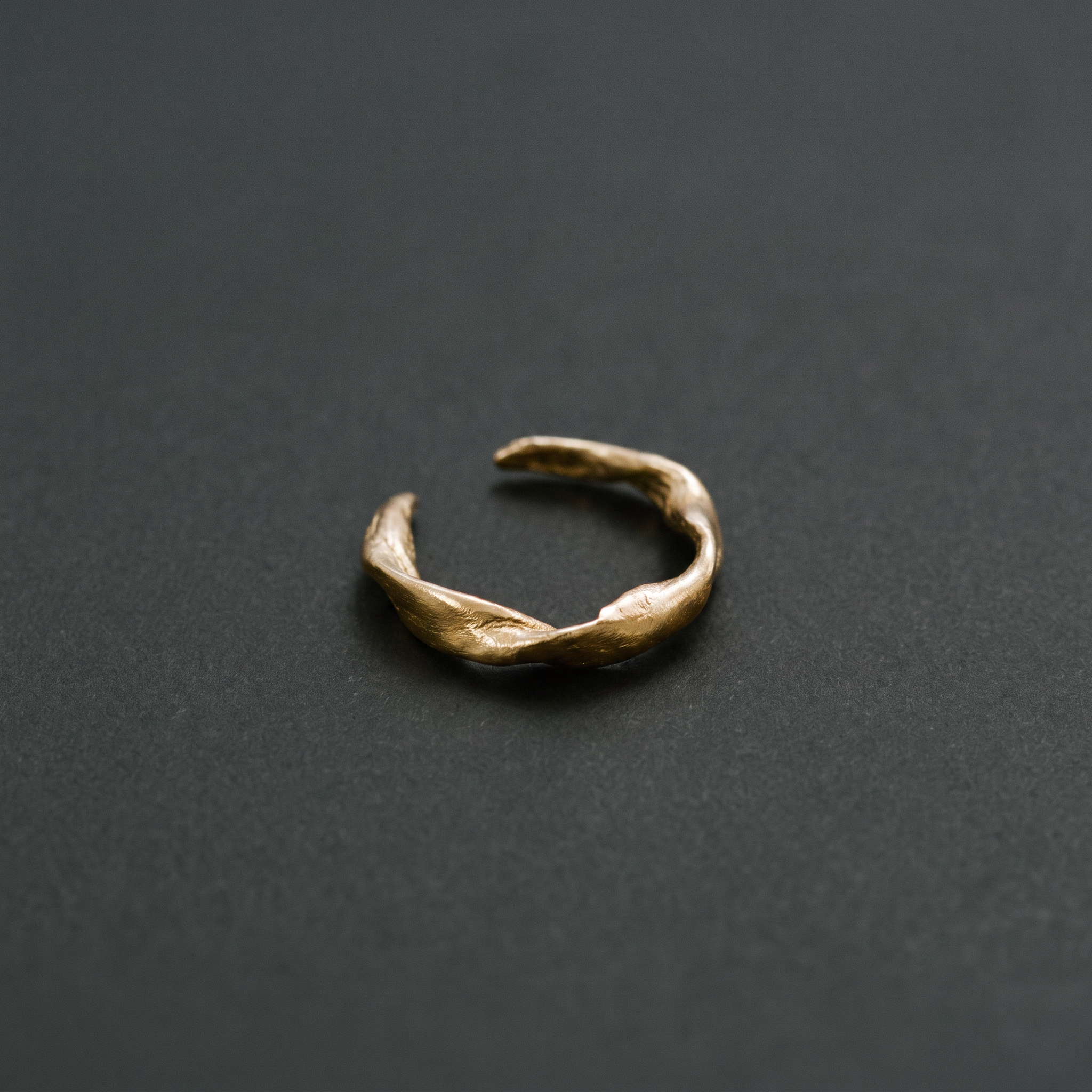 ONDA GOLD RING