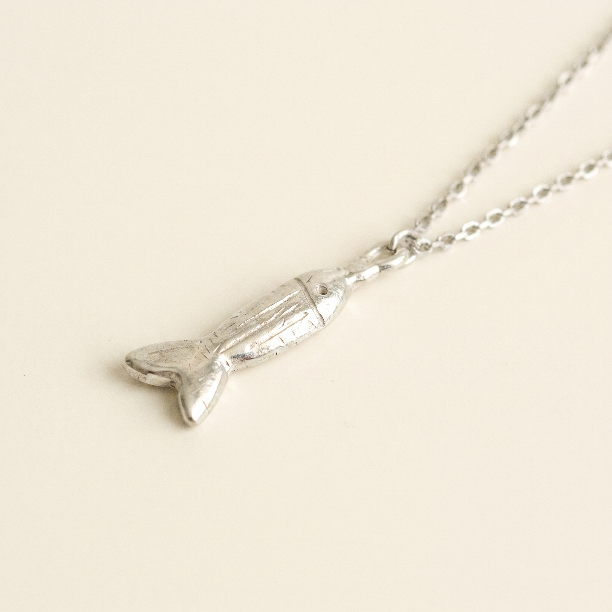 TONNO SILVER NECKLACE