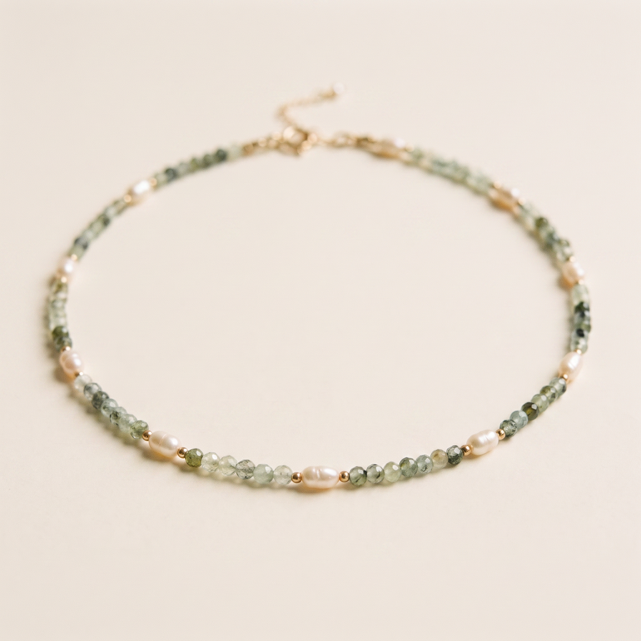OLIVIA GOLD NECKLACE
