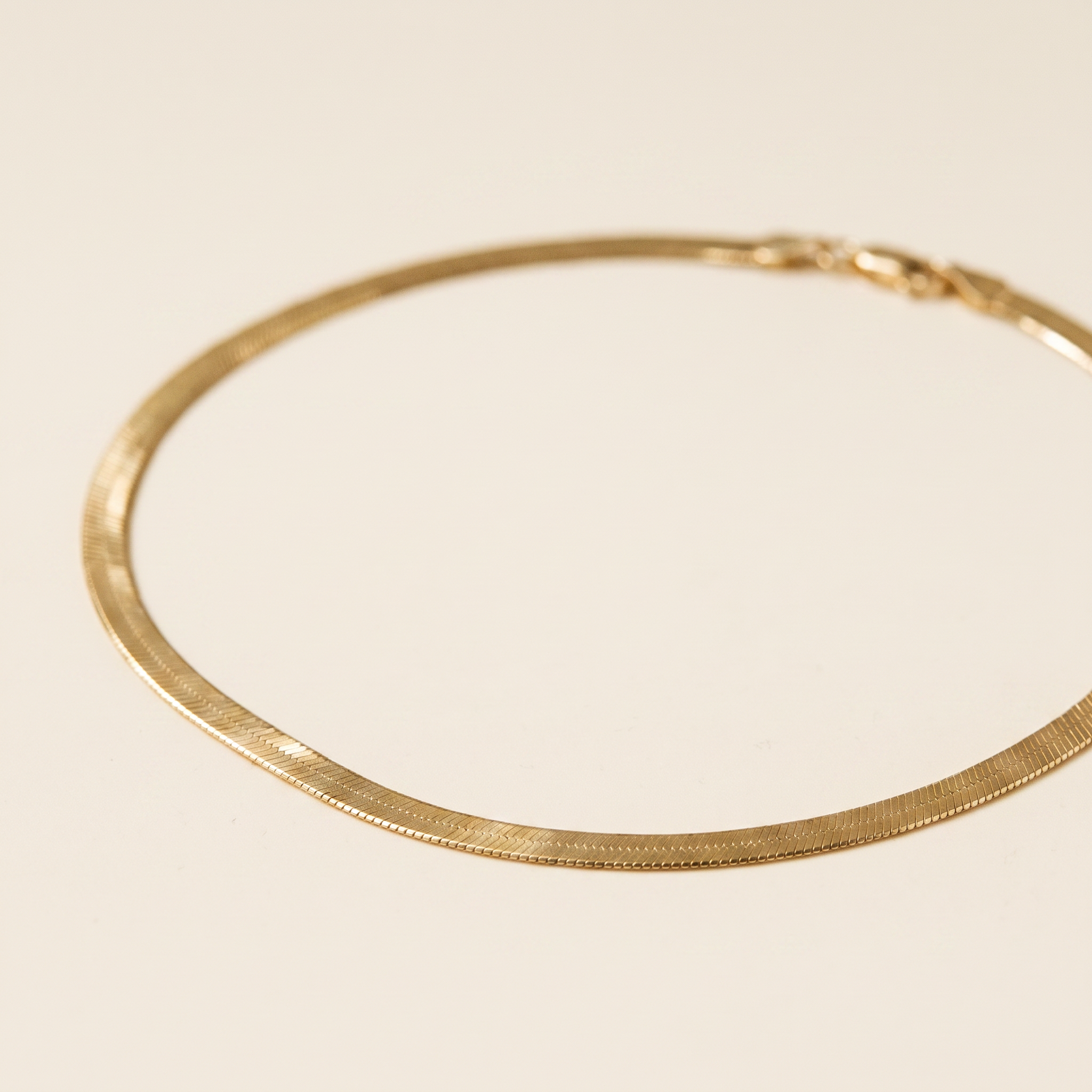 SHIRA GOLD NECKLACE