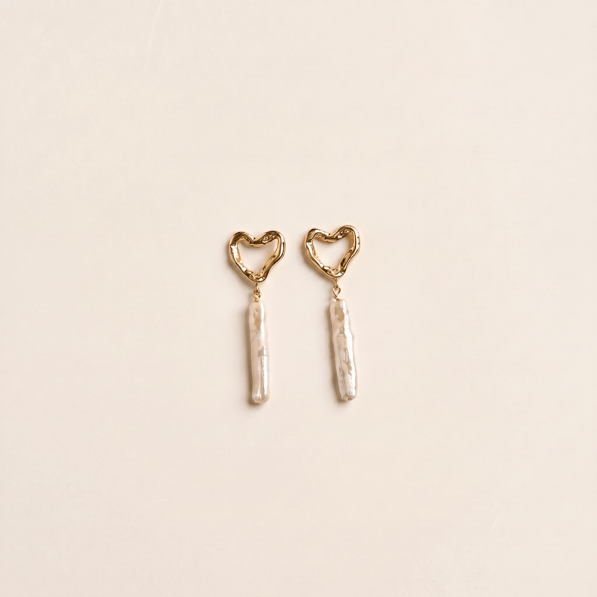 HEART GOLD EARRINGS