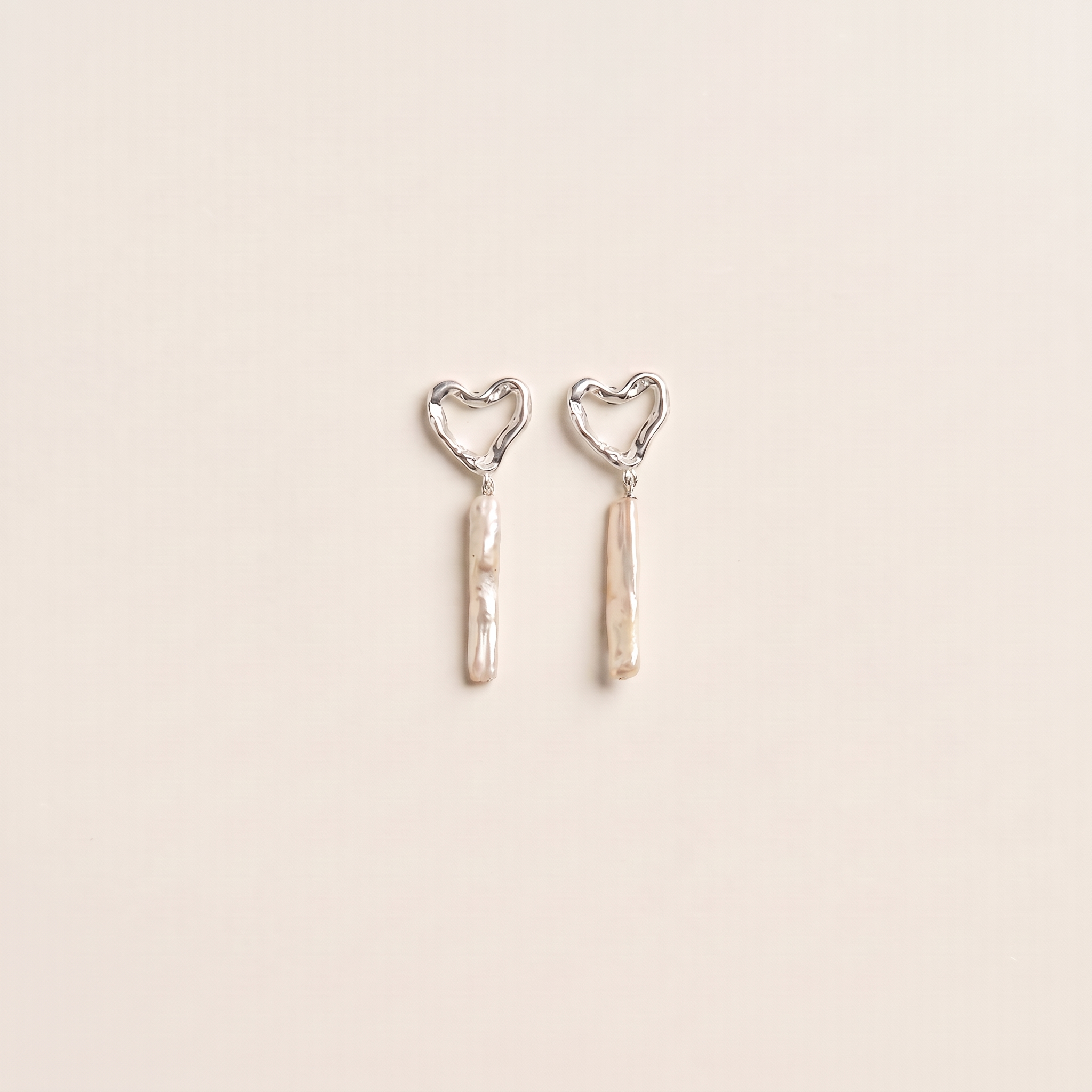 LIV SILVER EARRINGS