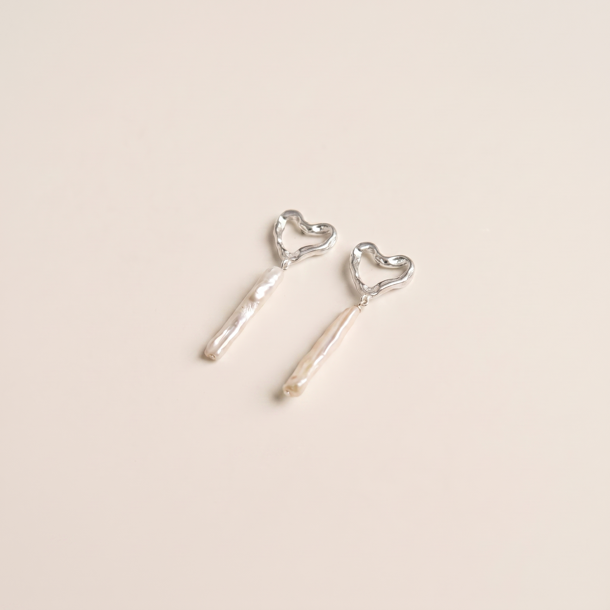 LIV SILVER EARRINGS