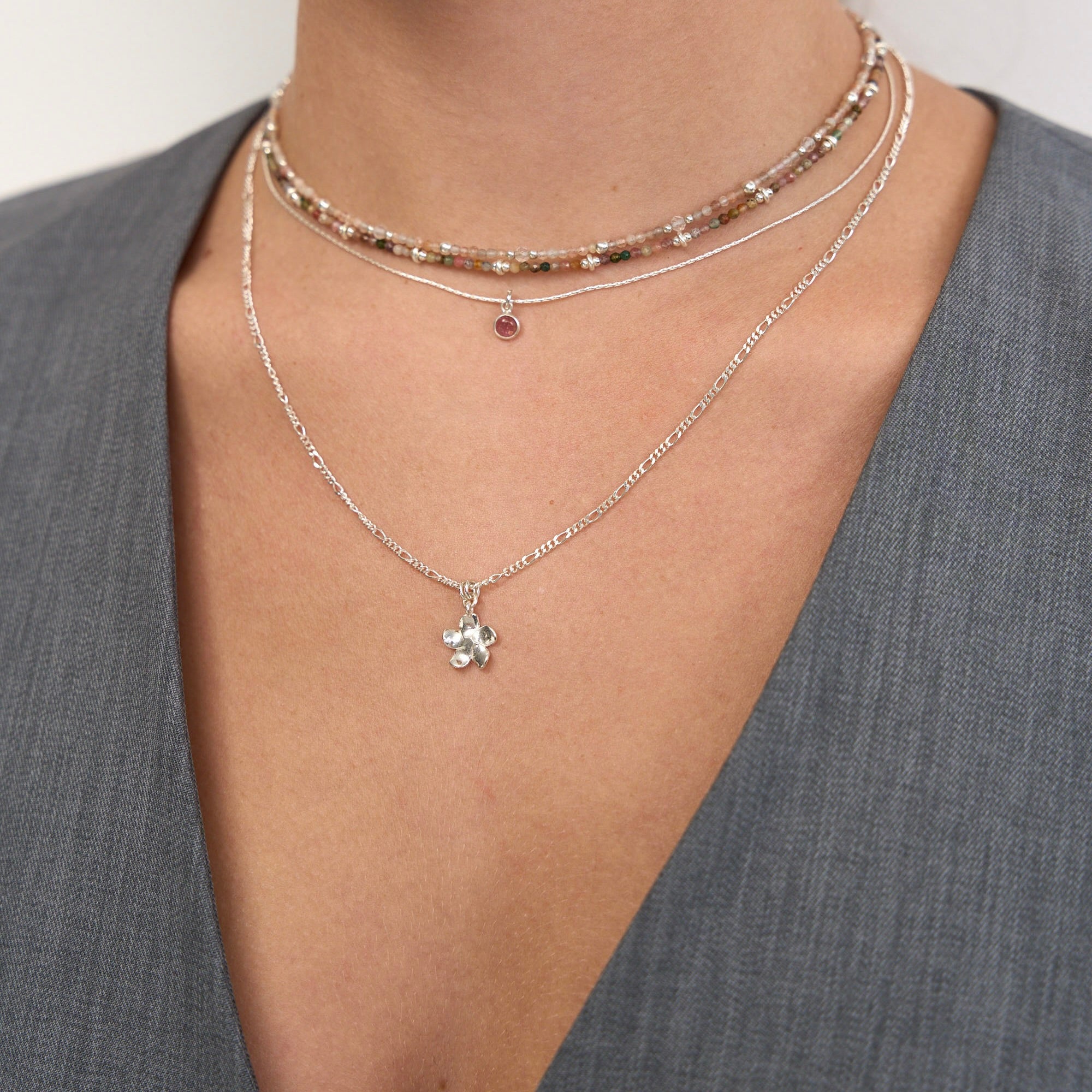DANI SILVER NECKLACE