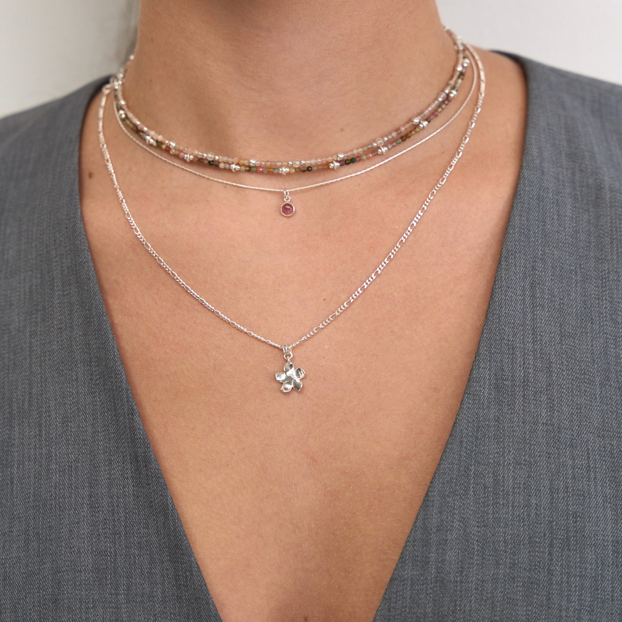 DANI SILVER NECKLACE