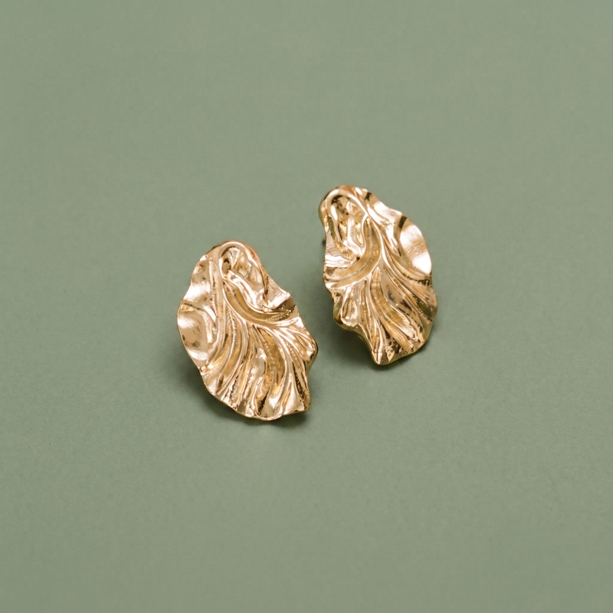 NOFIA GOLD EARRINGS