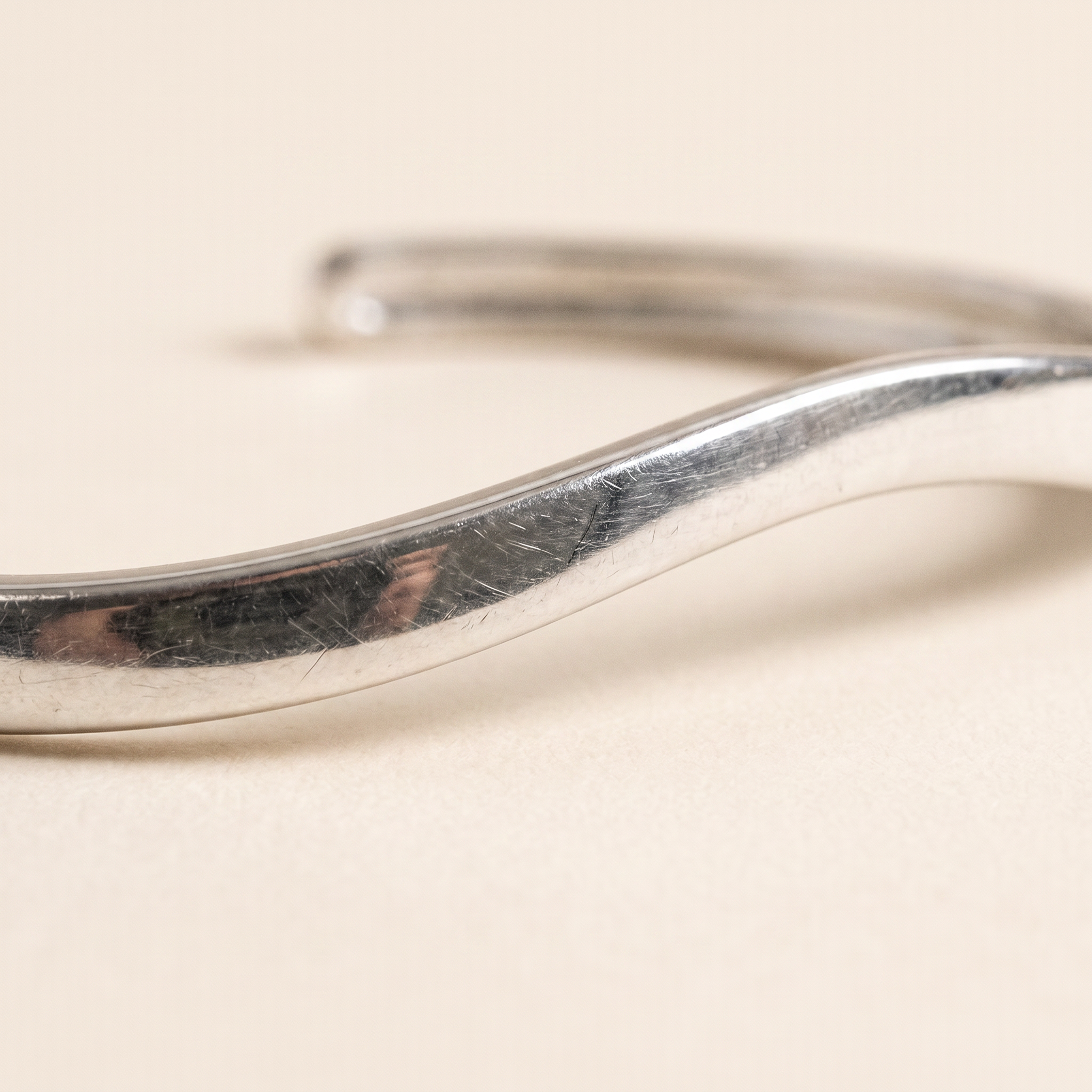 EYNAT SILVER BRACELET