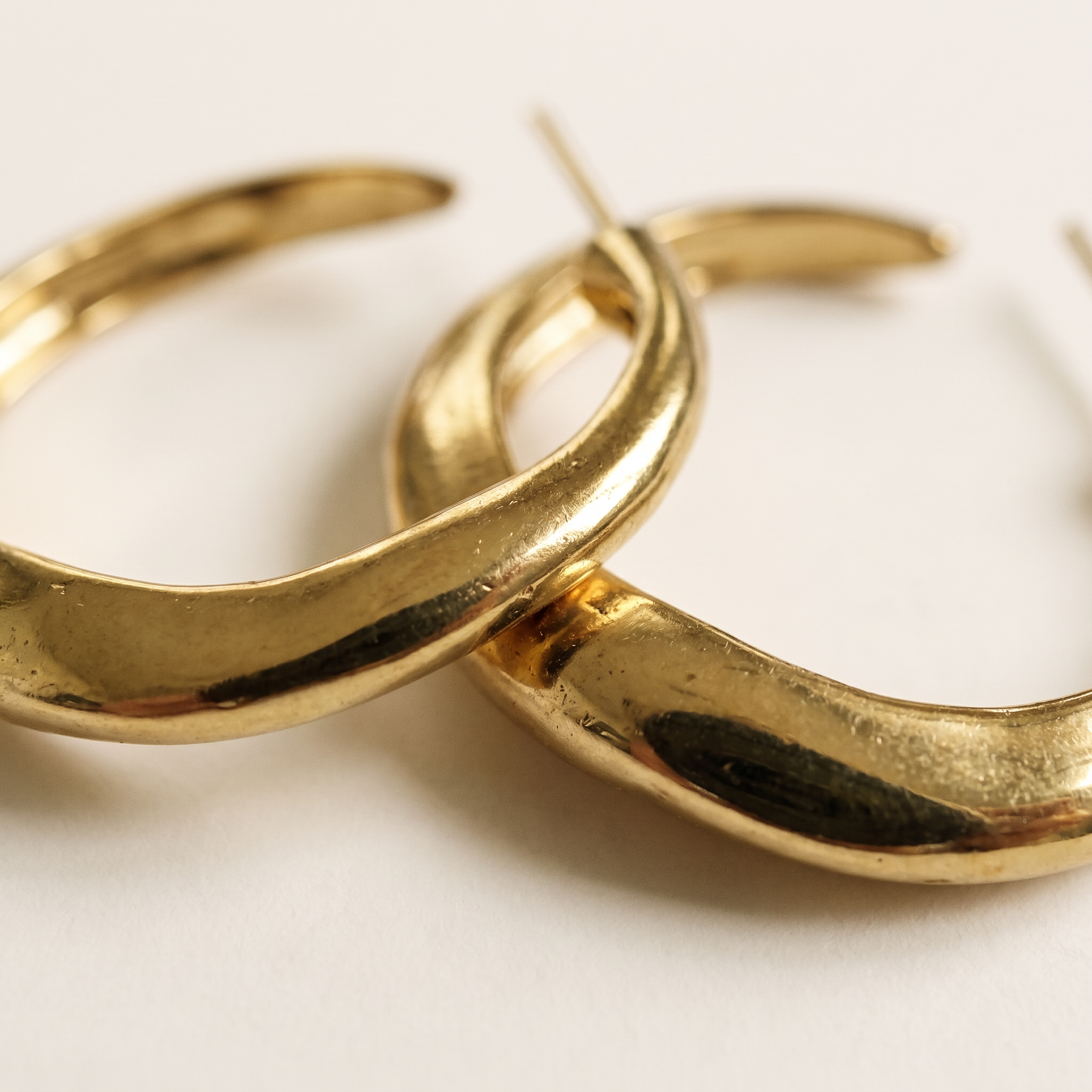 NOA GOLD EARRINGS