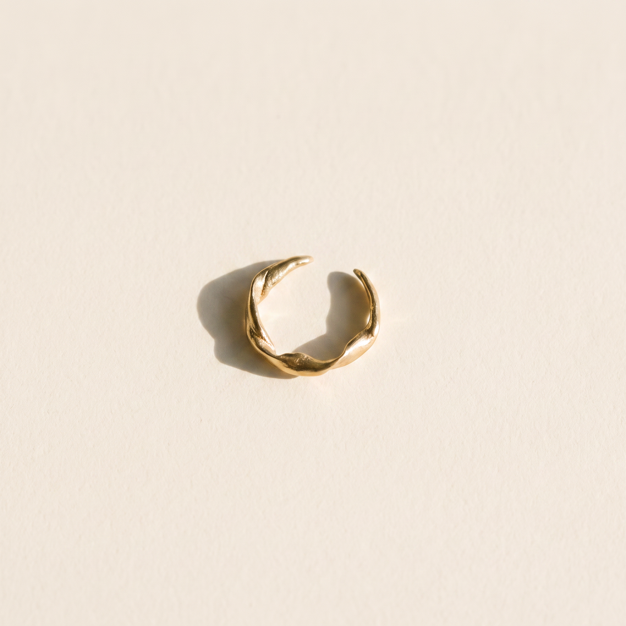 ONDA GOLD RING