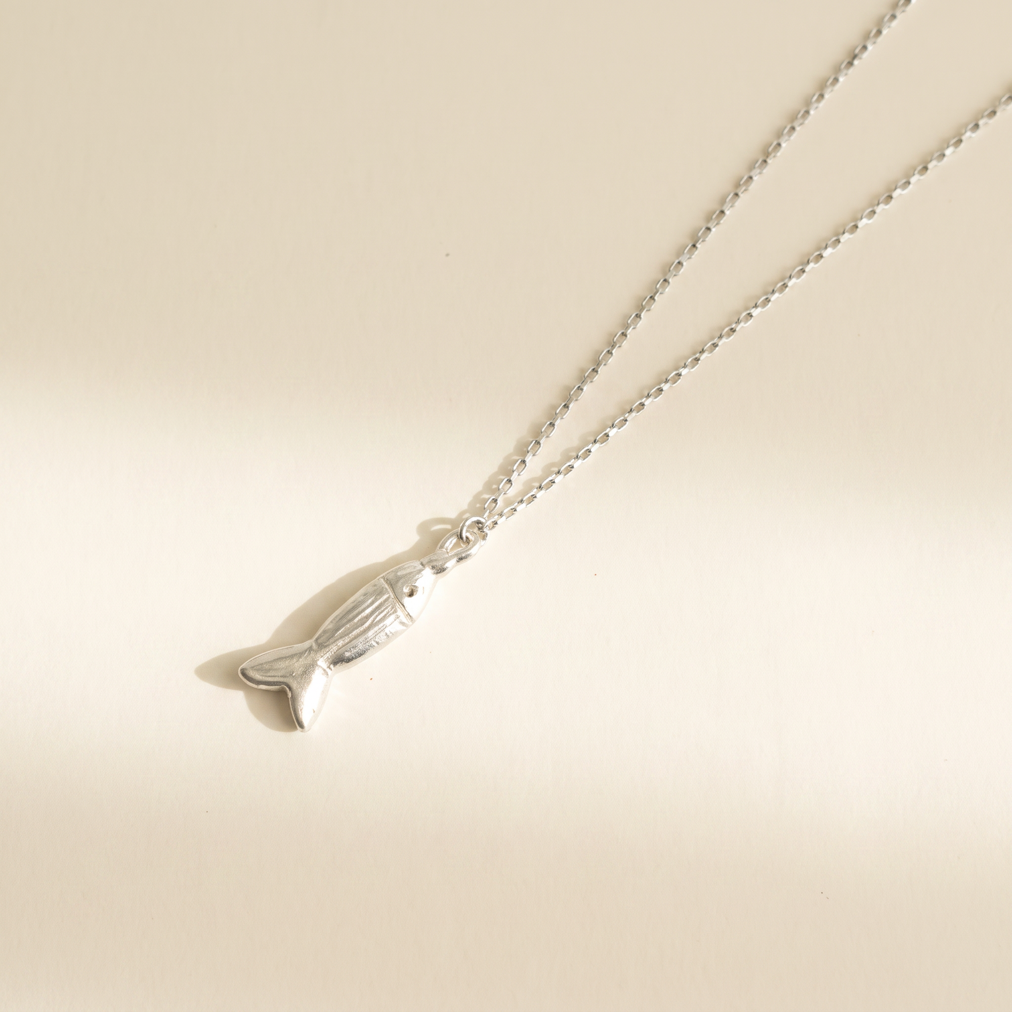 TONNO SILVER NECKLACE