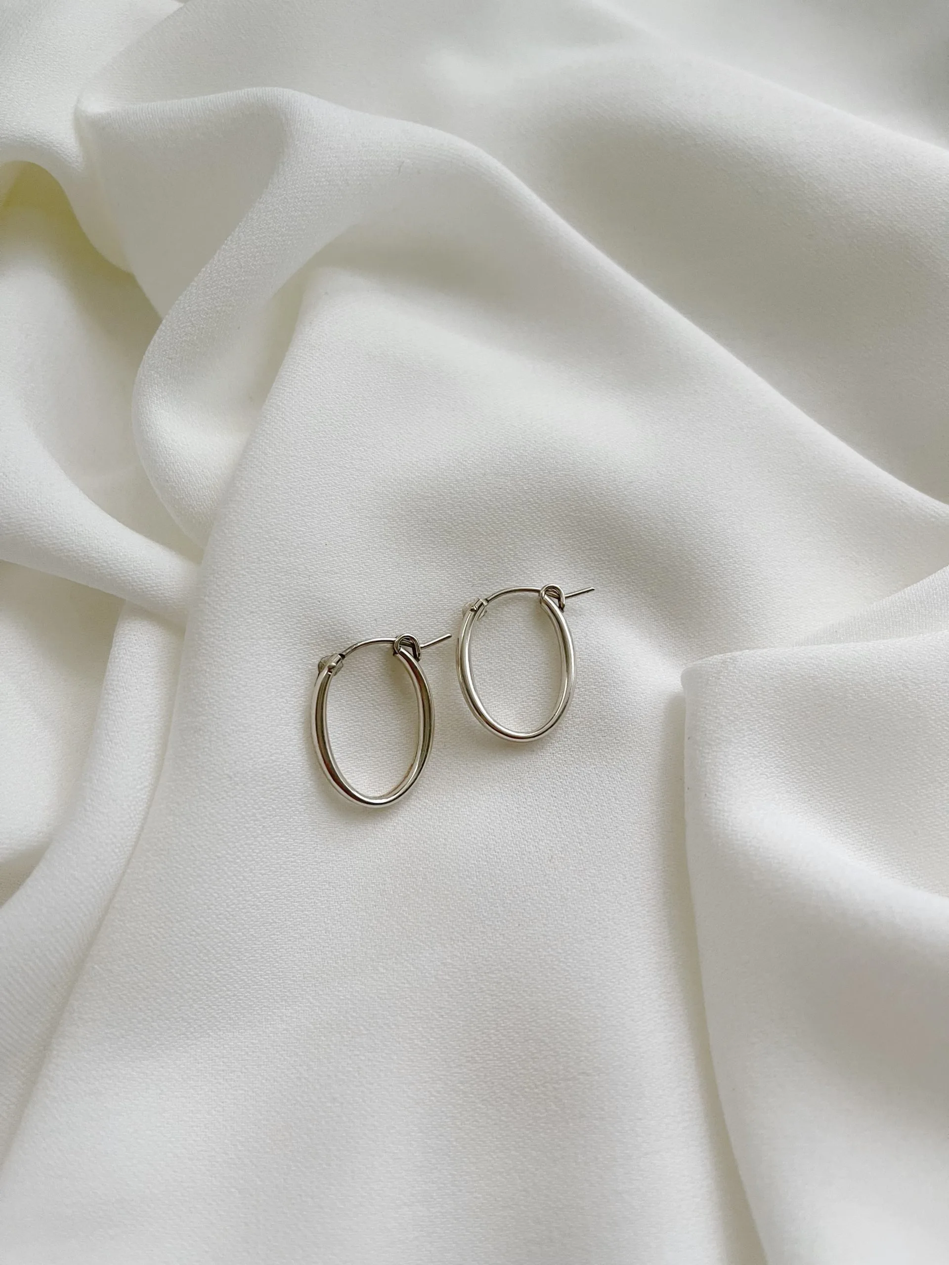 EVE EARRINGS SILVER
