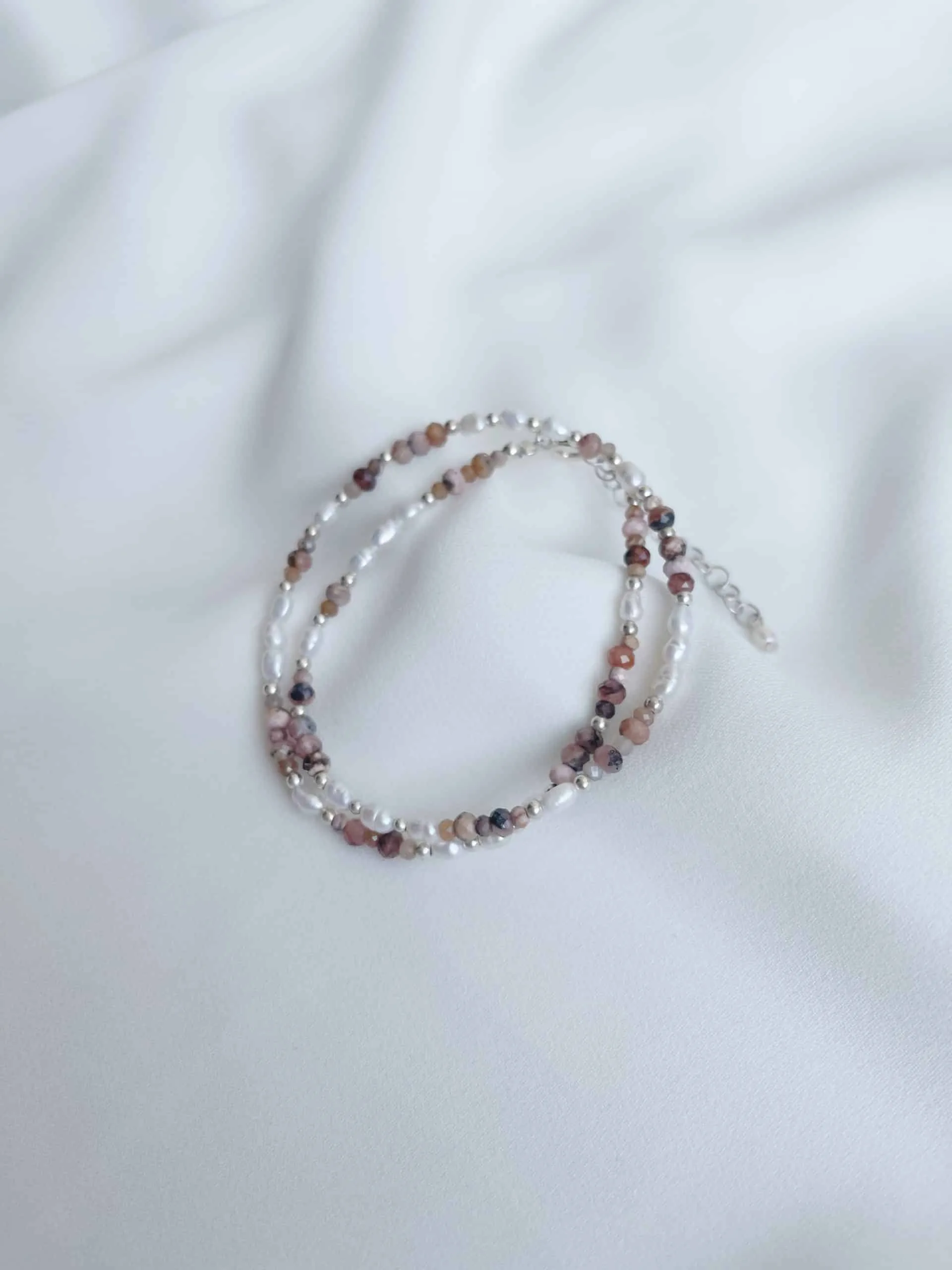 LAURI SILVER NECKLACE