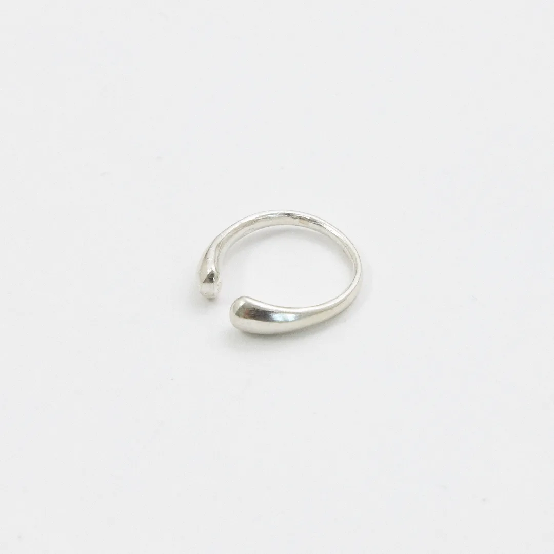 HELEN SILVER RING