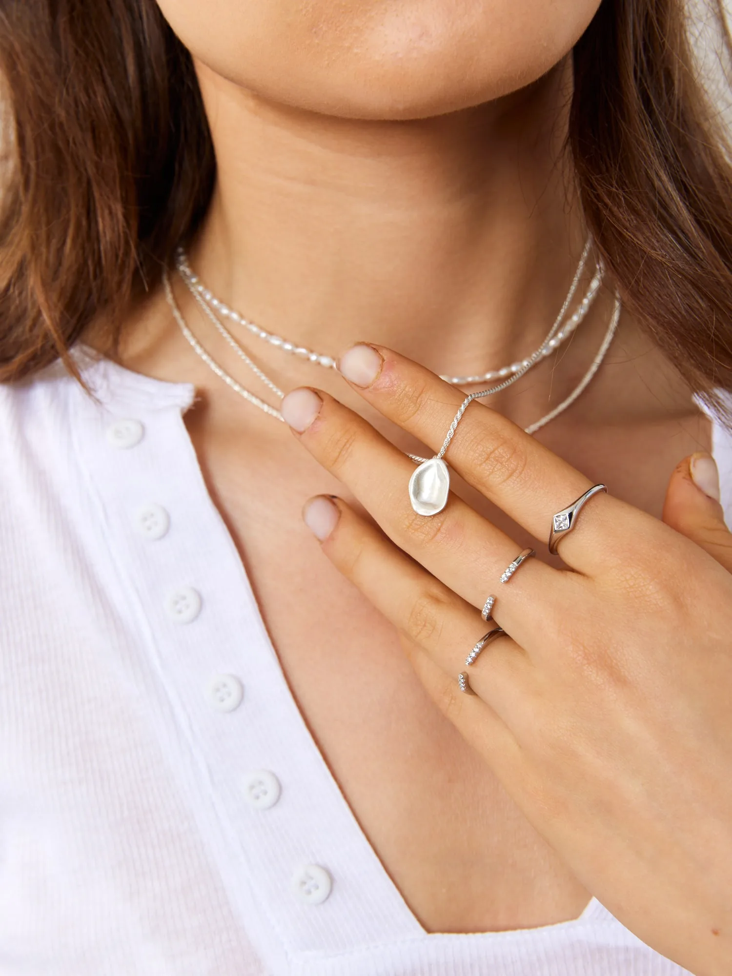 MARIEL SILVER NECKLACE