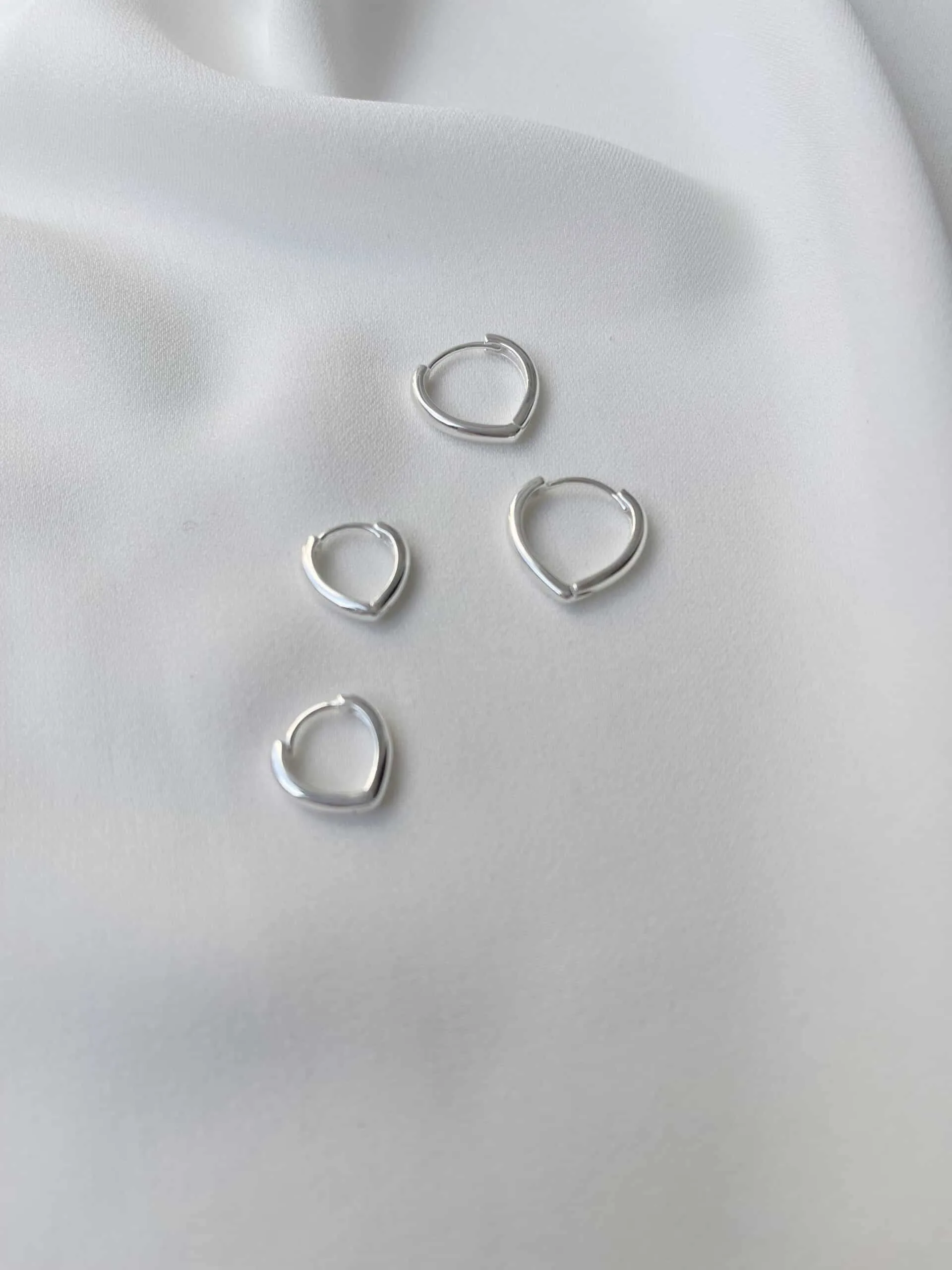 KIKI EARRINGS