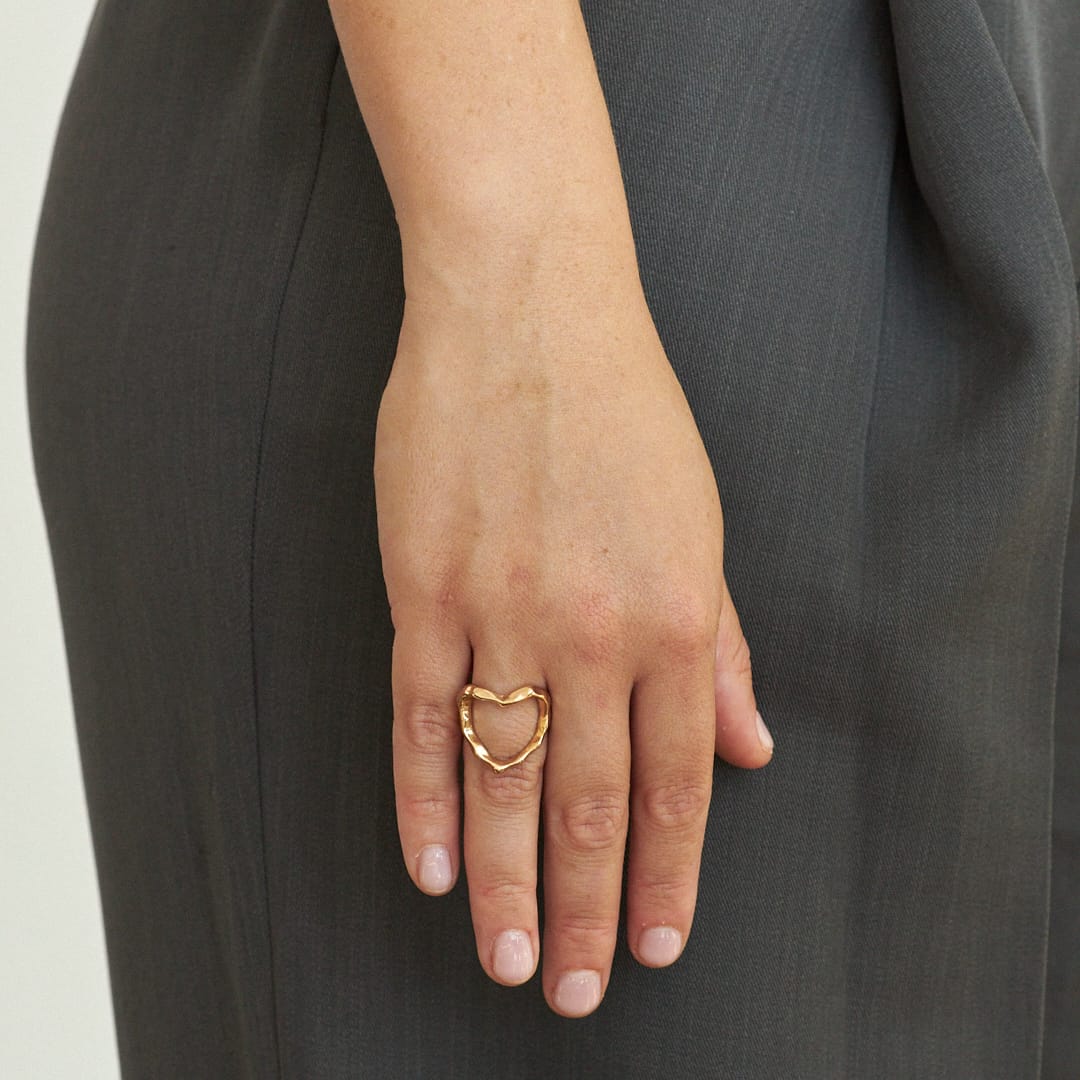 LOVE GOLD RING