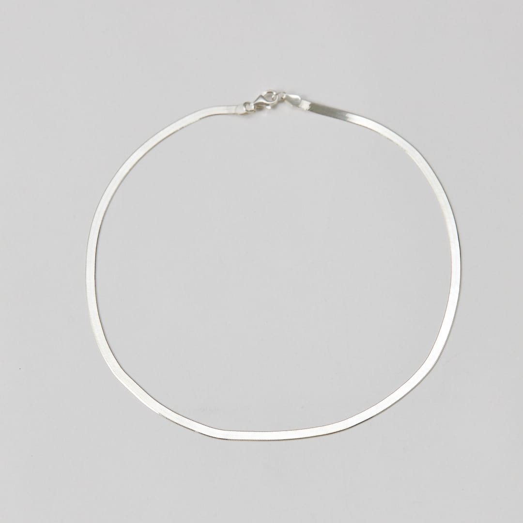 SHIRA SILVER NECKLACE