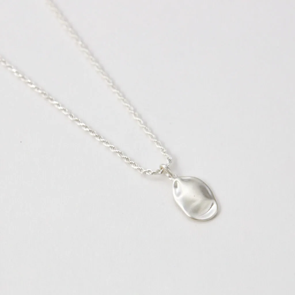 MARIEL SILVER NECKLACE