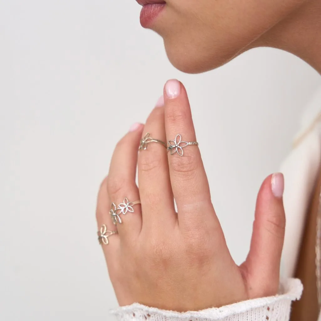 FLOWER SILVER RING