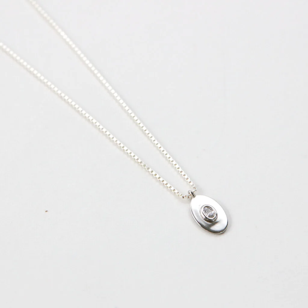 LENI SILVER NECKLACE