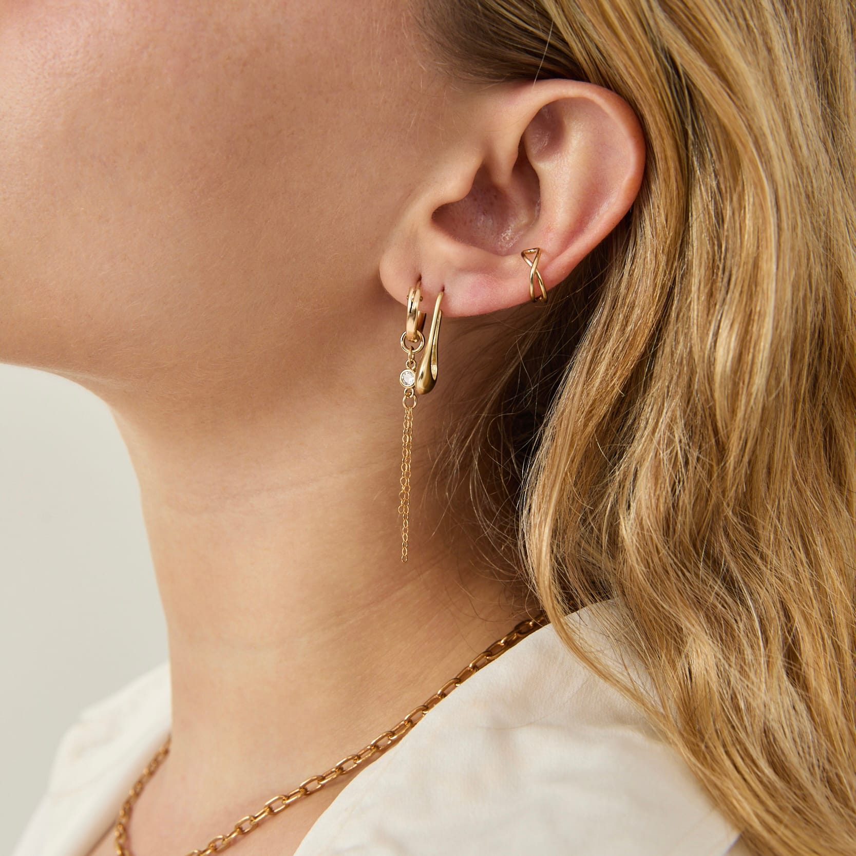 NICOLE GOLD EARRINGS