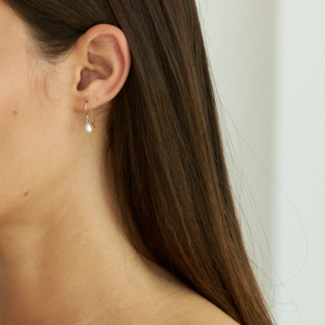 GOLD PEARL EARRINGS