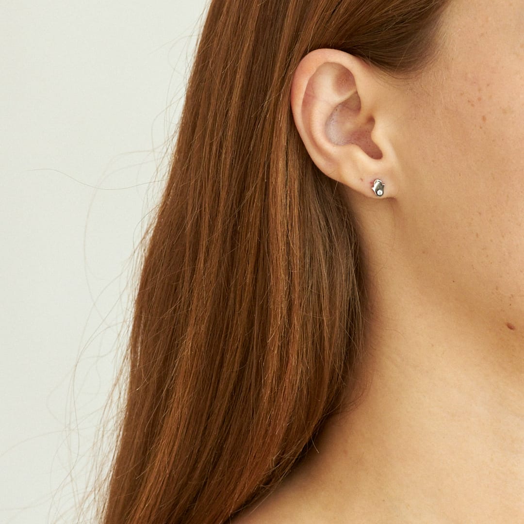 SILVER HAMSA EARRING