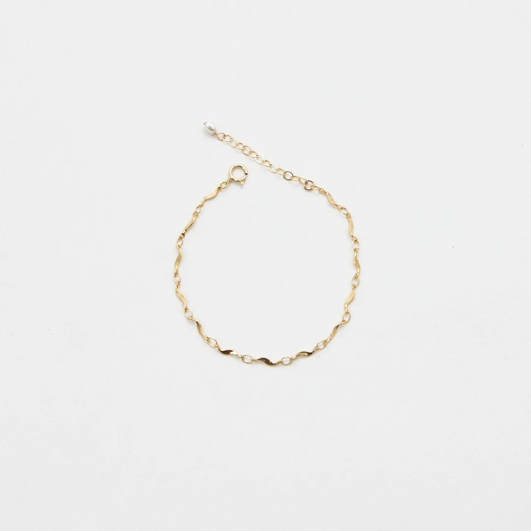 TWISTER GOLD BRACELET