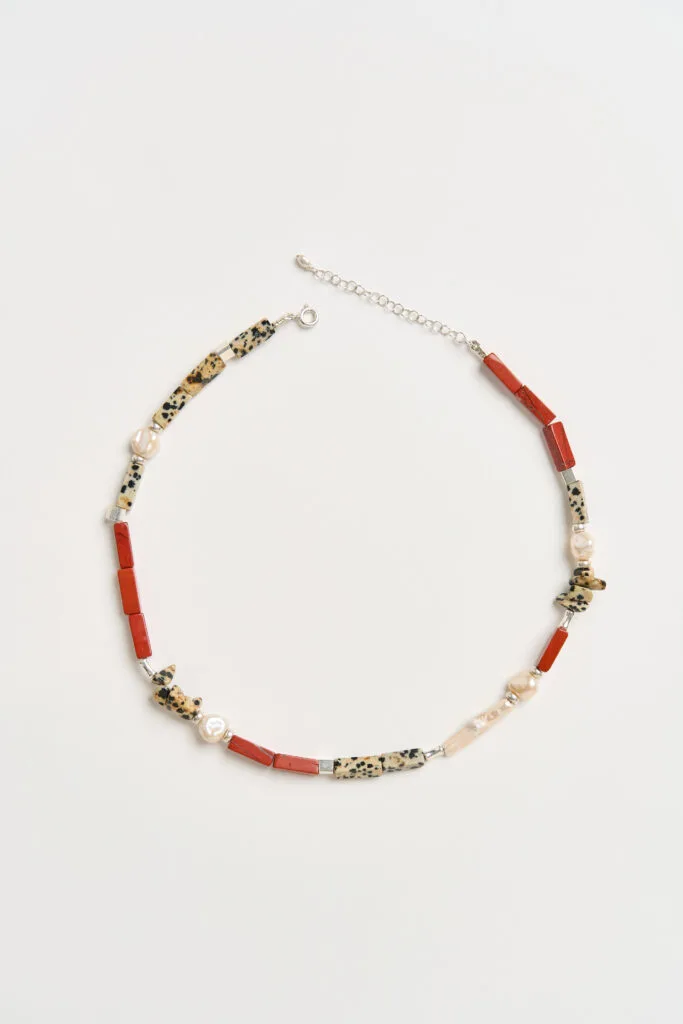 NIA SILVER NECKLACE