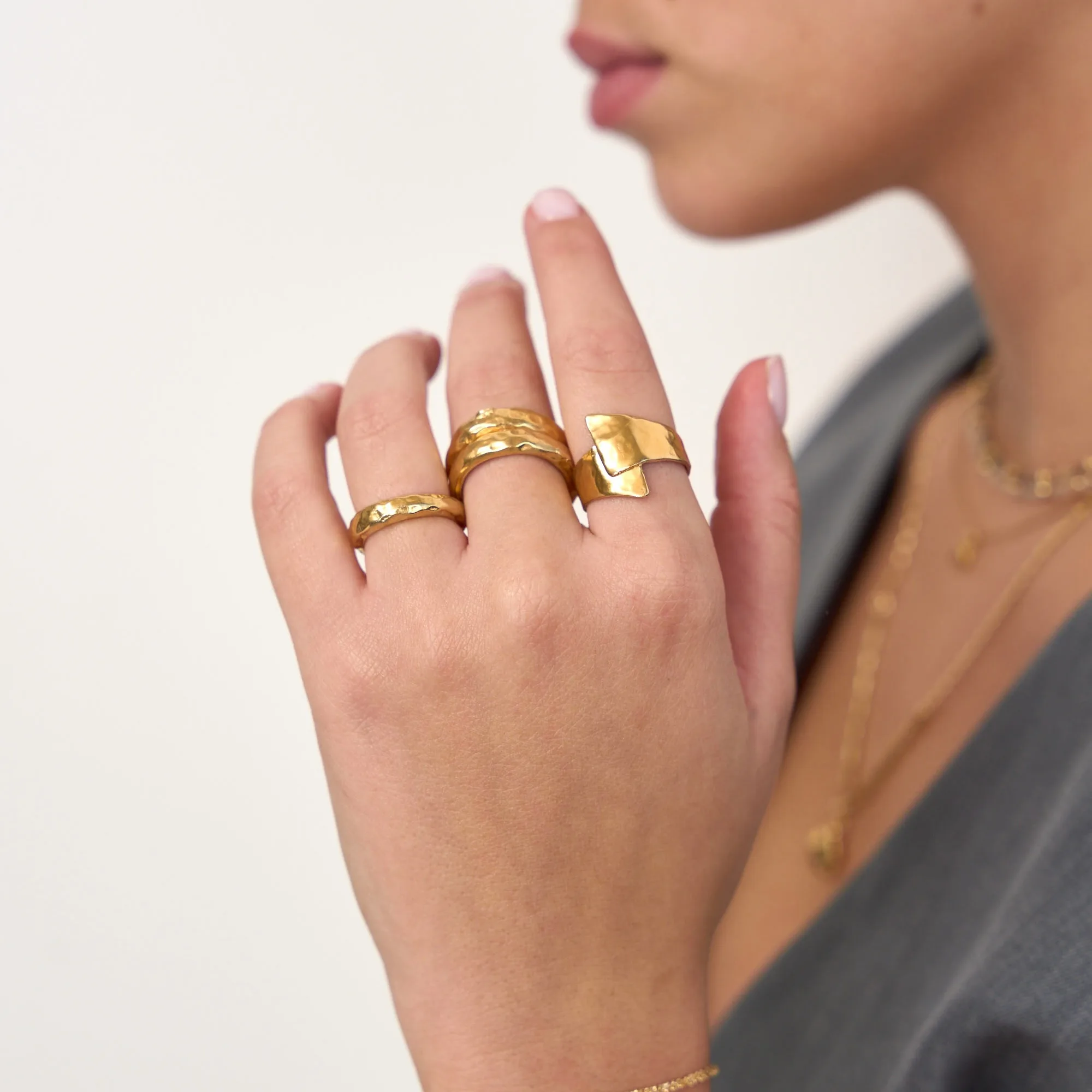 ABIGAIL GOLD BRACELET