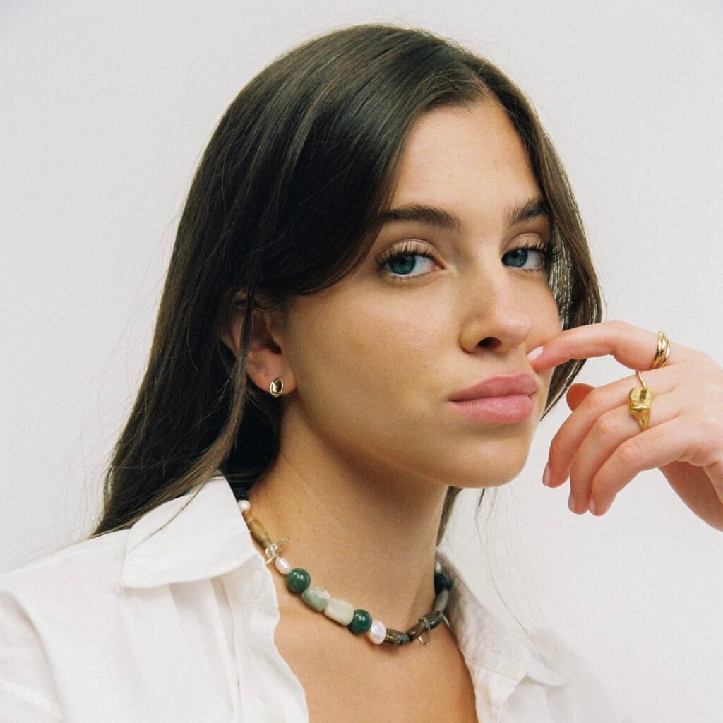 THE GREEN NECKLACE IN SILVER