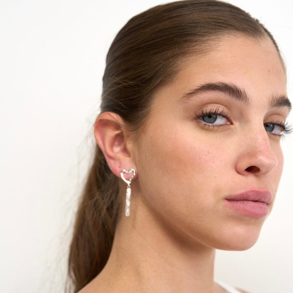 LOVELY DROP SILVER EARRINGS