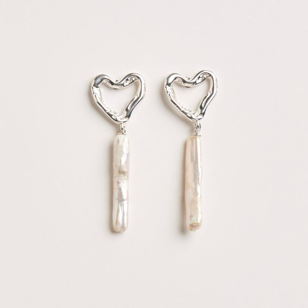 LOVELY DROP SILVER EARRINGS