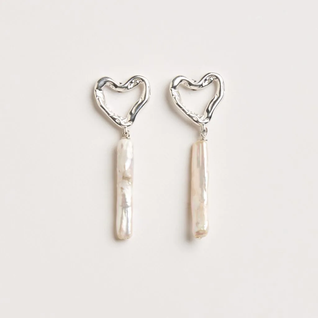 LOVELY DROP SILVER EARRINGS