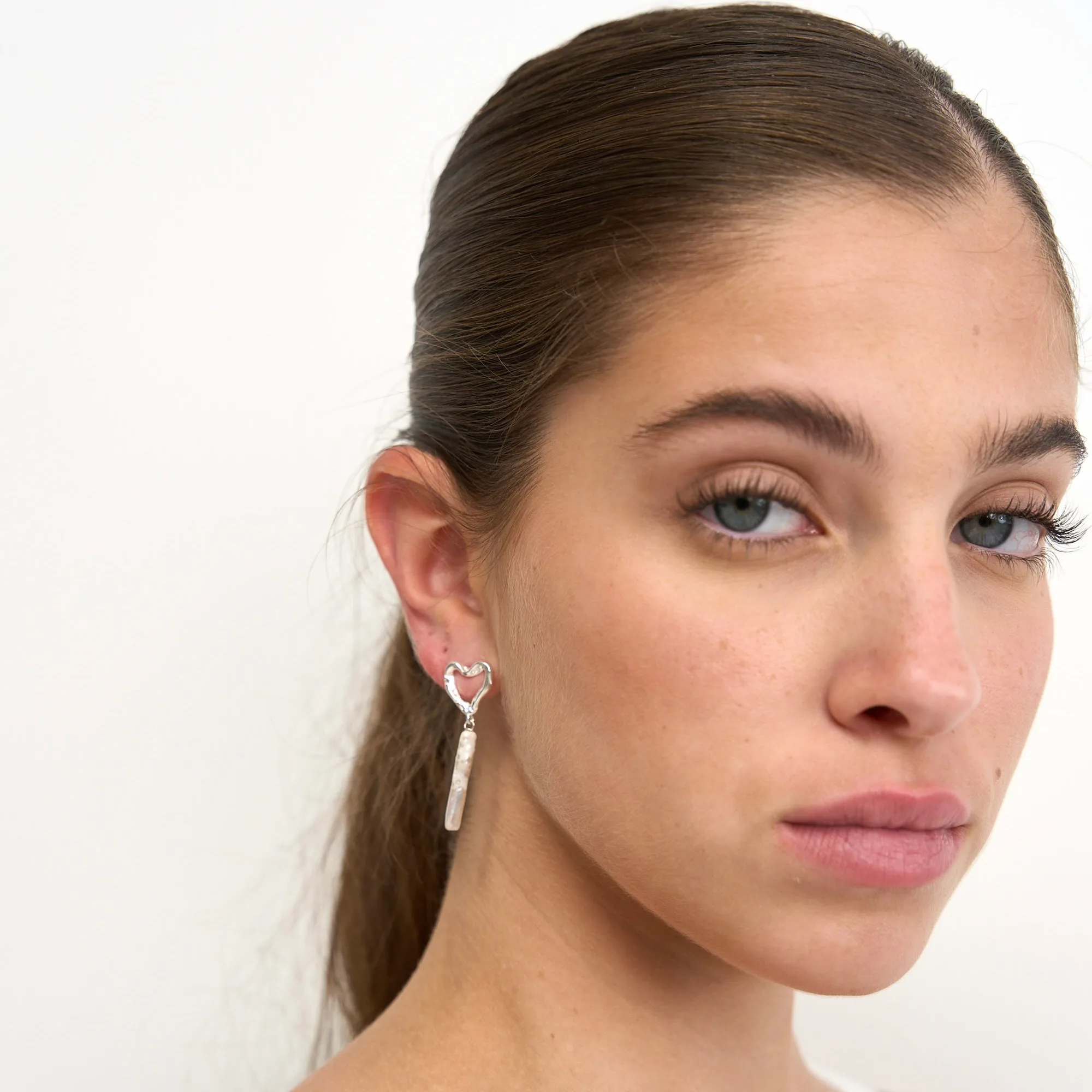 LOVELY DROP SILVER EARRINGS