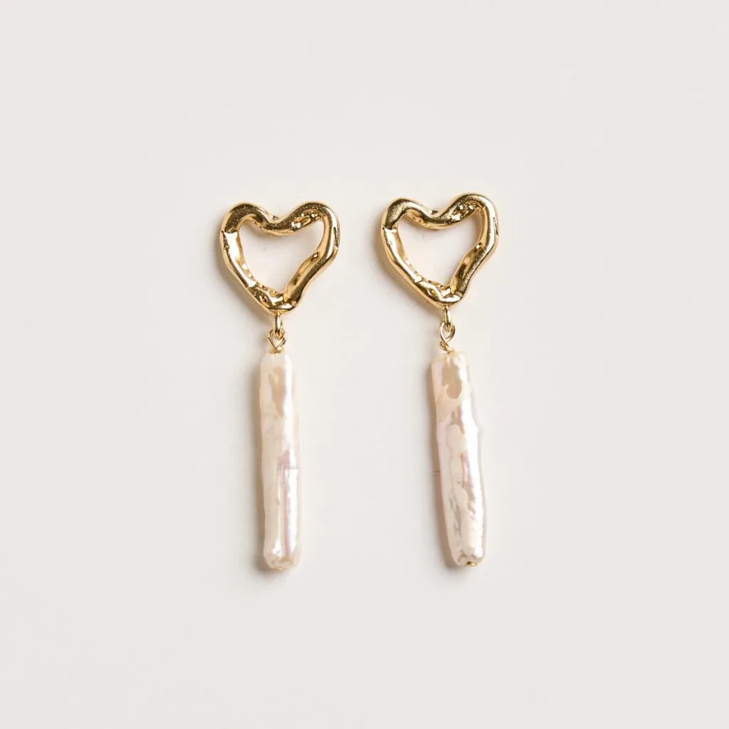 LOVELY DROP GOLD EARRINGS