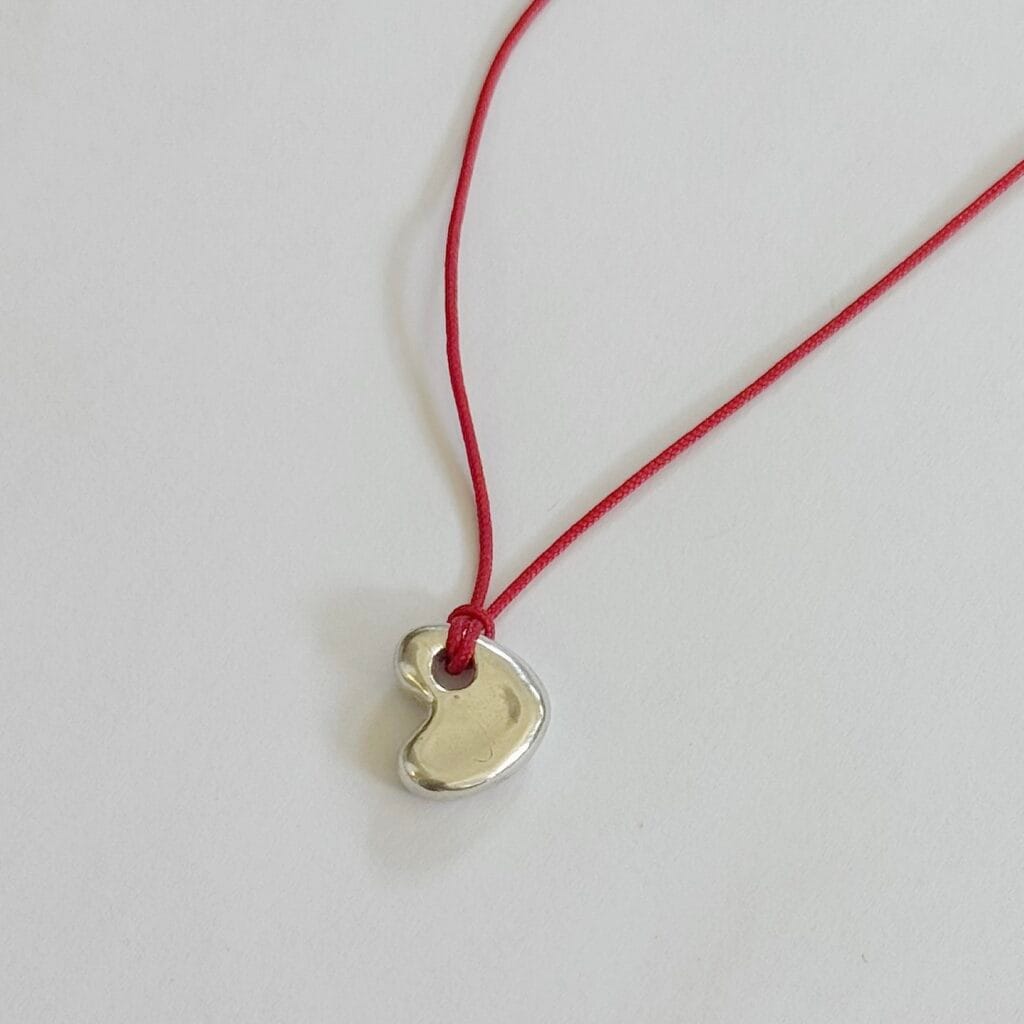 RED HEART NECKLACE IN SILVER