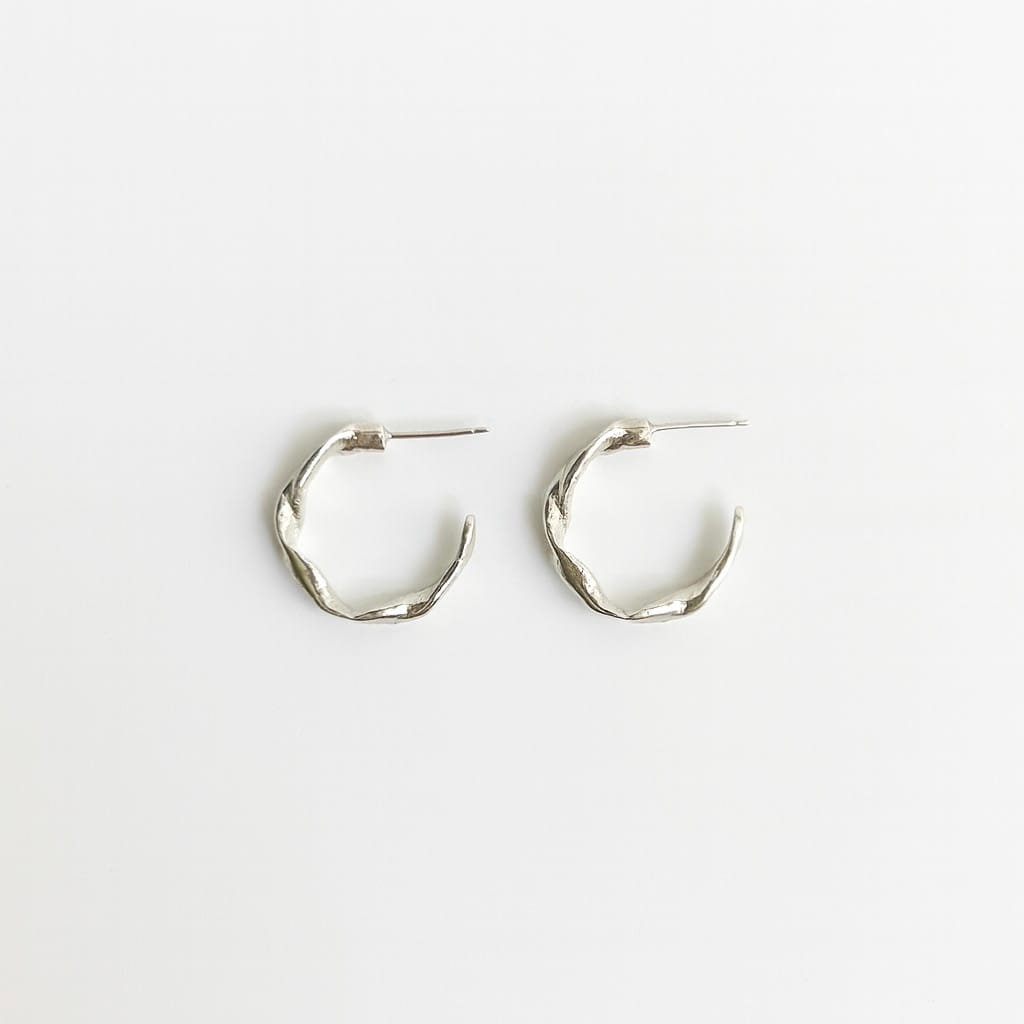 ONDA SILVER EARRINGS