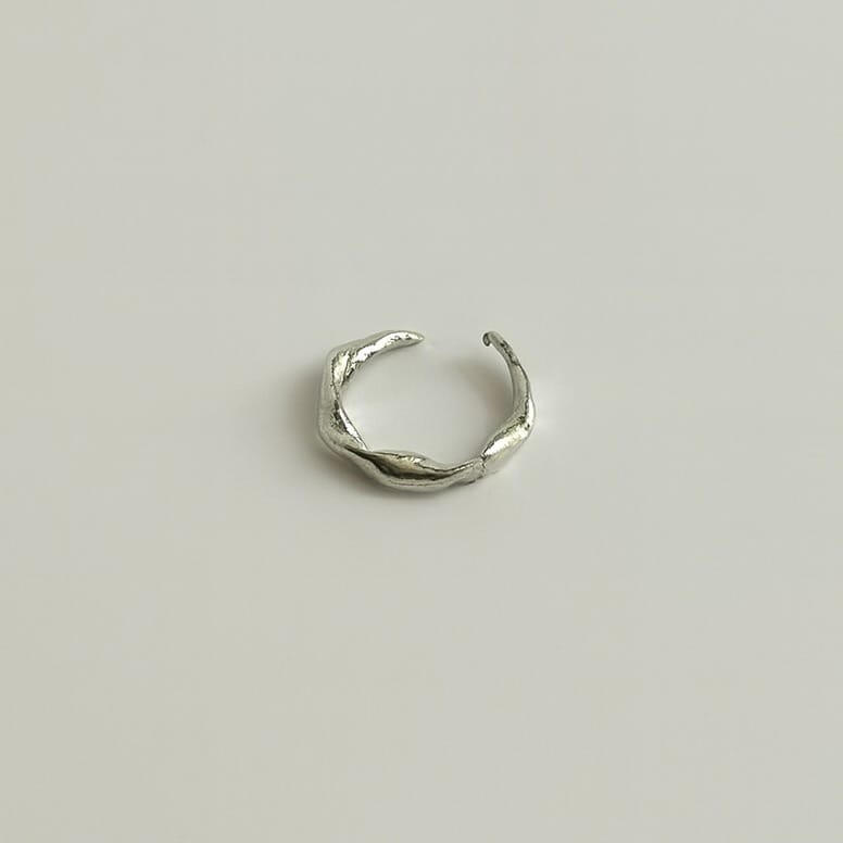 ONDA SILVER RING