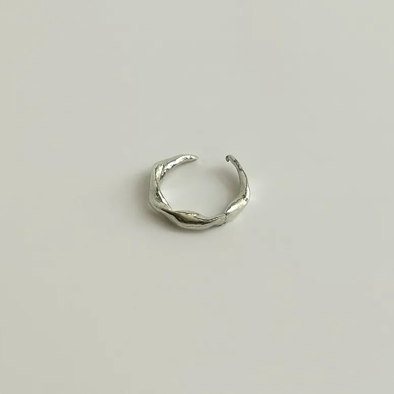 ONDA SILVER RING