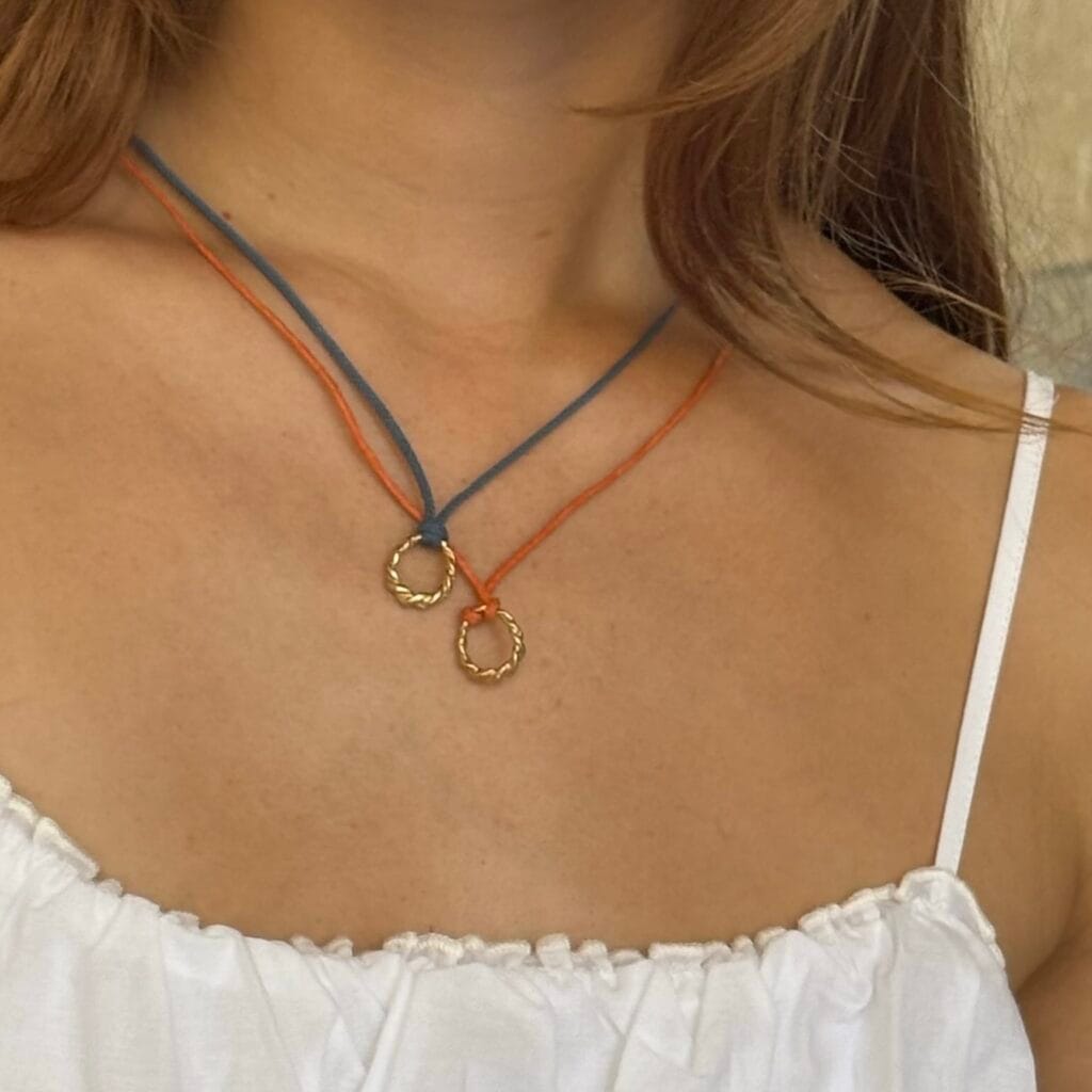 GIRO ORANGE NECKLACE