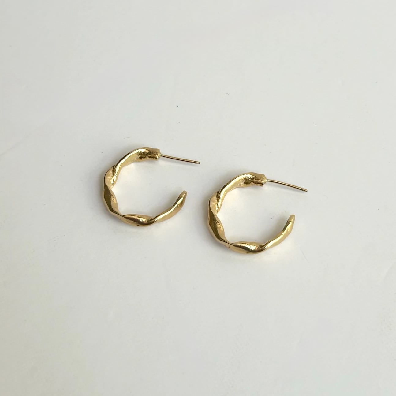 ONDA GOLD EARRINGS