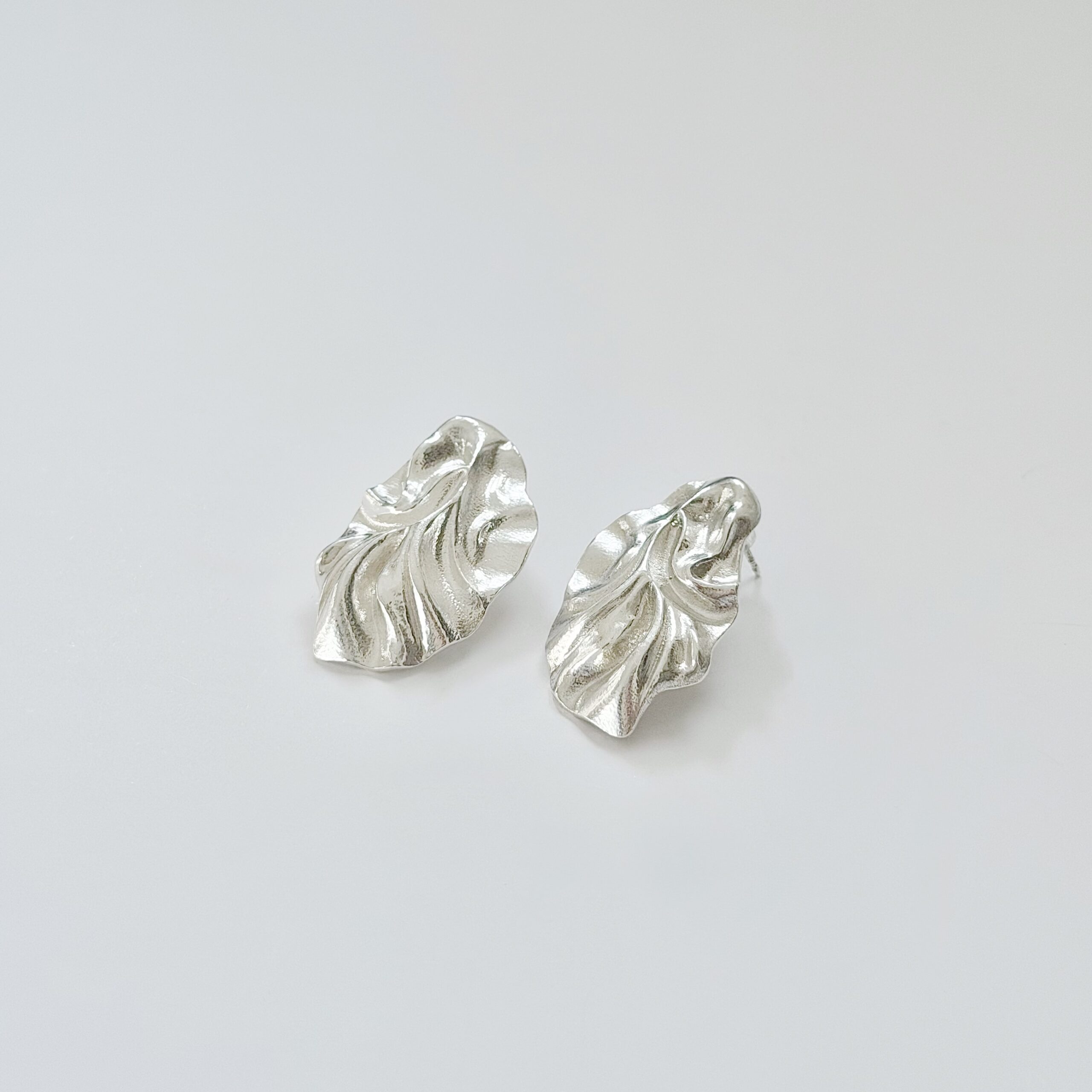 NOFIA SILVER EARRINGS